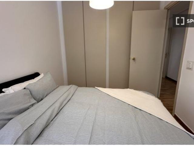 Habitación en un apartamento compartido de 4 habitaciones en alquiler en Valverde, gastos incluidos