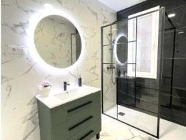 Habitación en un piso compartido de 6 habitaciones en Goya, solo para profesionales