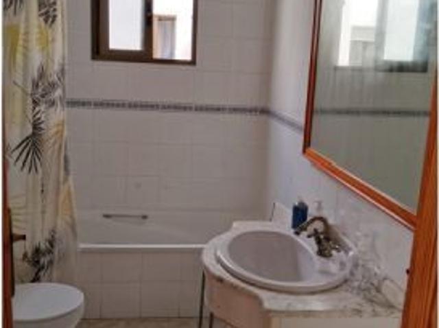 Habitación en un piso compartido de 1 dormitorio en alquiler en Catarroja