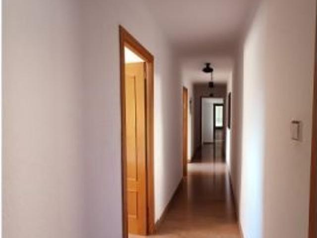 Habitación en un piso compartido de 1 dormitorio en alquiler en Terrassa