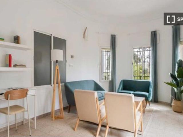 Habitación en un piso compartido de 34 habitaciones en Nueva España, con gastos incluidos, ideal par