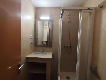 Habitación en alquiler en Plaça Marconi
