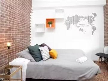 Habitación en 147 Carrer de Roger de Llúria