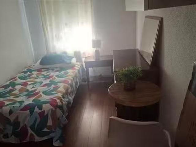Habitación en 15 Calle de Ángel Luis de la Herran