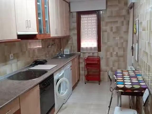 Habitación en 15 Calle de Clemente Sáenz