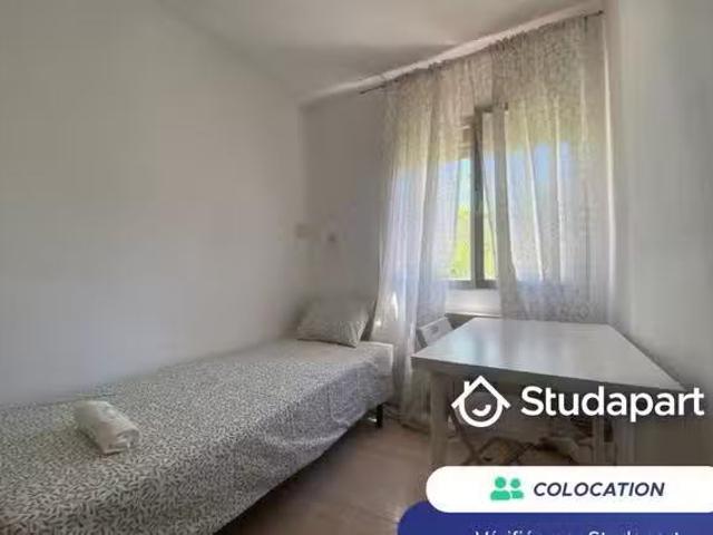 Habitación en 15 Plaza Vulcano