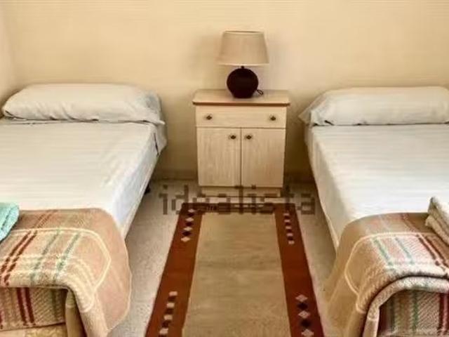 Habitación en 11 Plaza de Federico García Lorca