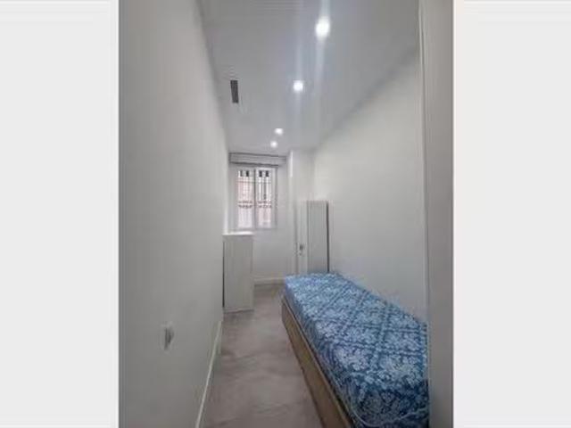 Habitación en 12 Calle de Puentelarra