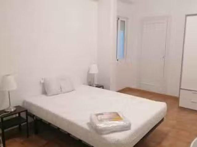 Habitación en 12B, Sants Montjuïc, 08004 Barcelona, Spain