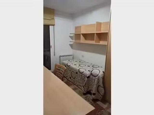 Habitación en 1 Carrer del Camp de Mart