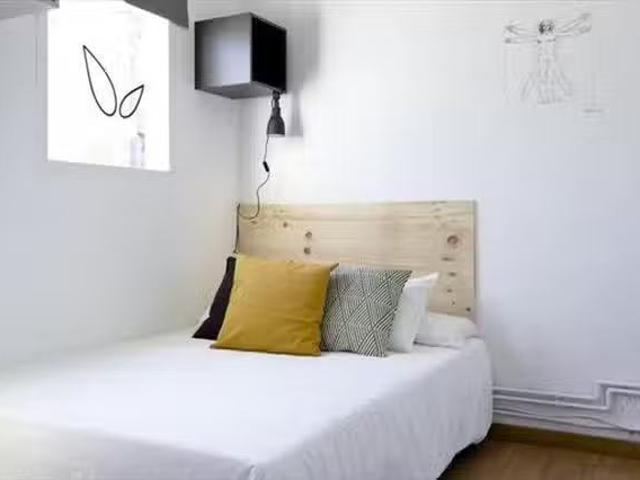 Habitación en 239 Carrer Gran de Gràcia