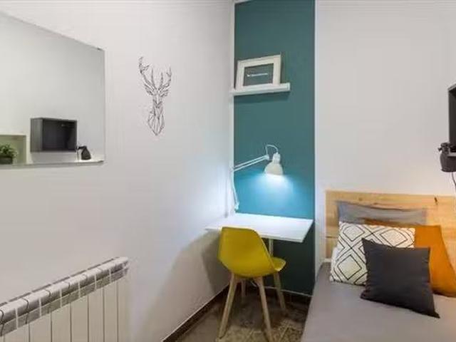 Habitación en 239 Carrer Gran de Gràcia