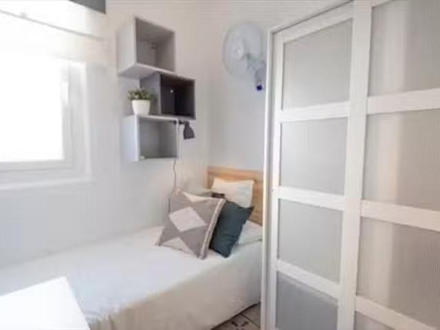 Habitación en 239 Carrer Gran de Gràcia