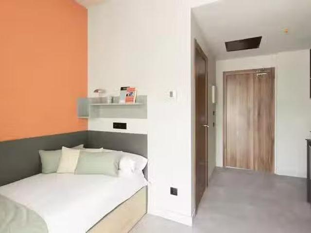 Habitación en 8, 08907 L'Hospitalet de Llobregat, Barcelona, S.