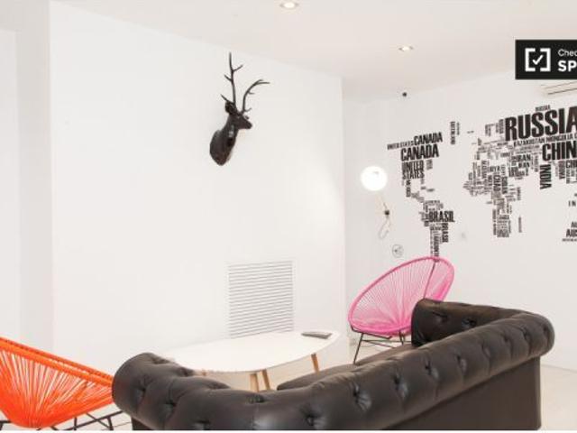 Habitación equipada en piso compartido, Salamanca
