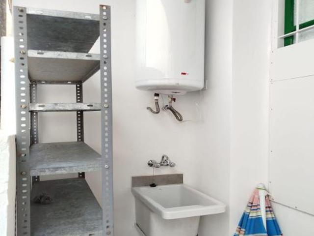 Habitación equipada junto al Puente Nuevo – ¡Ubicación Premium!