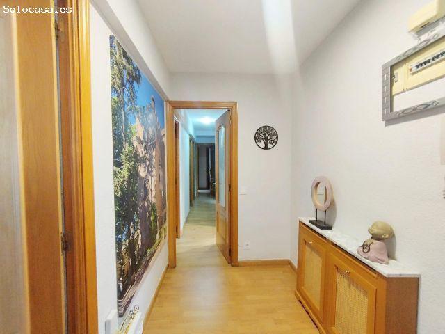 Habitación grande con terraza privada en casco histórico