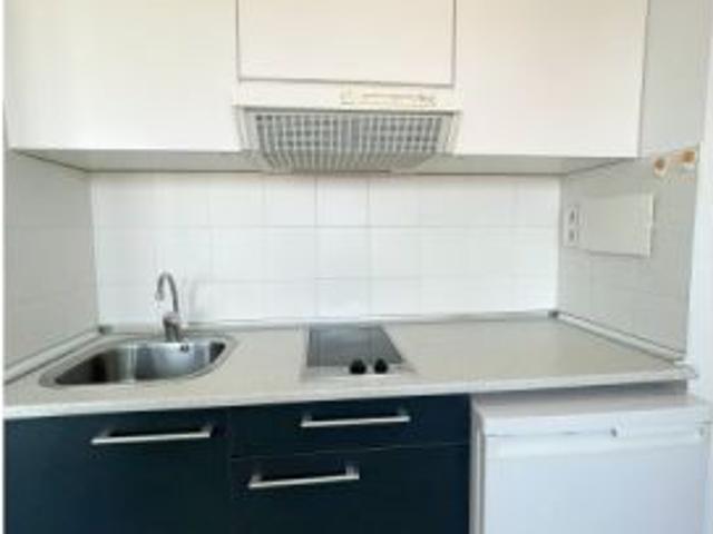 Habitación individual con baño privado y cocina compartida, Zaragoza