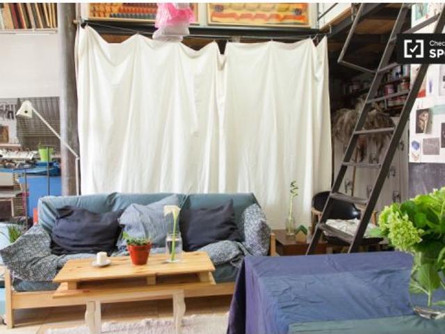 Habitación luminosa en alquiler en apartamento de 3 dormitorios en Lavapiés