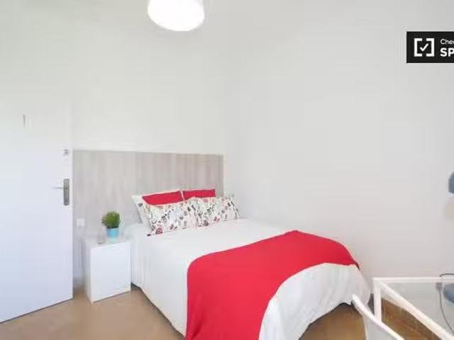Habitación luminosa en alquiler en El Clot, Barcelona