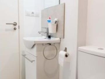 Habitación luminosa en el apartamento de 5 dormitorios en Burjassot