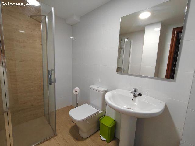 Habitación libre en piso en la zona de Plaza de Toros