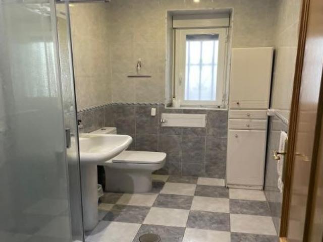 HABITACIÓN PARA ESTUDIANTES ZONA CORTE INGLÉS