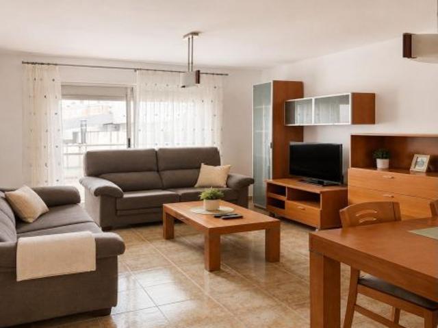 ¡Habitación Perfecta para Chicas Estudiantes en Guadalupe, Murcia! €275