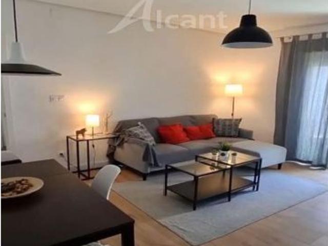 HABITACIÓN PRIVADA EN LOS ANGELES ALICANTE – ¡LISTA PARA ENTRAR A VIVIR!