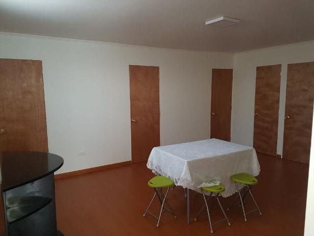 Habitaciones amobladas disponibles para arriendo en San Joaquín, cerca de universidades