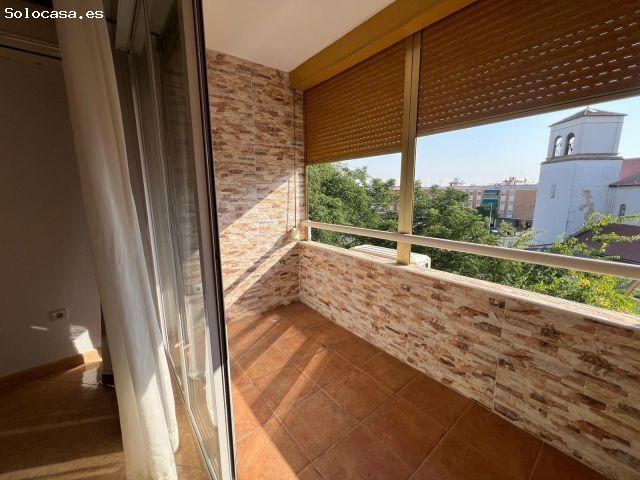 ¡HABITACIONES DE ALQUILER A 5 MIN DE RENFE!