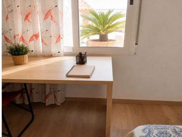 Habitaciones en casa para compartir cerca UCAM
