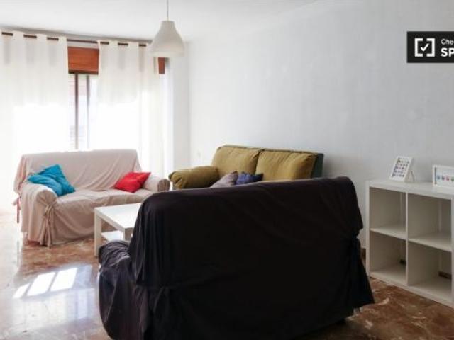 Habitaciones en alquiler en enorme apartamento de 4 dormitorios en San Francisco Javier
