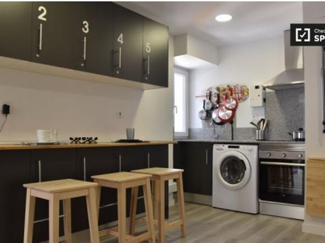 Habitaciones en alquiler en el apartamento de 5 dormitorios en Burjassot
