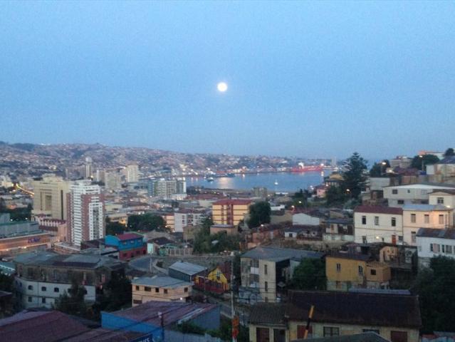 HABITACIONES EN VALPARAISO VISTA AL MAR