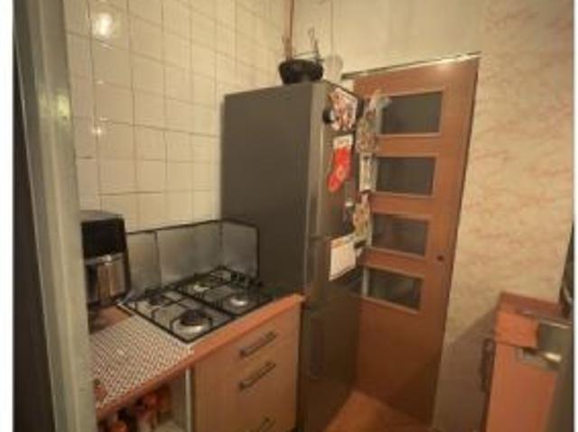 Habitaciones para alquilar en apartamento de 3 dormitorios en Valencia