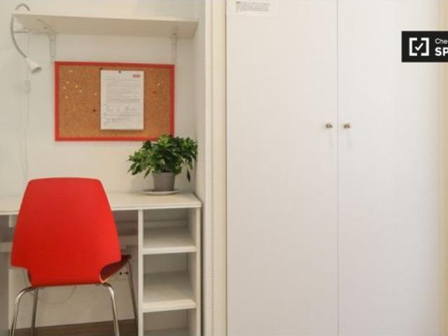 Habitaciones para mujeres en alquiler en residencia para estudiantes en Gaztambide