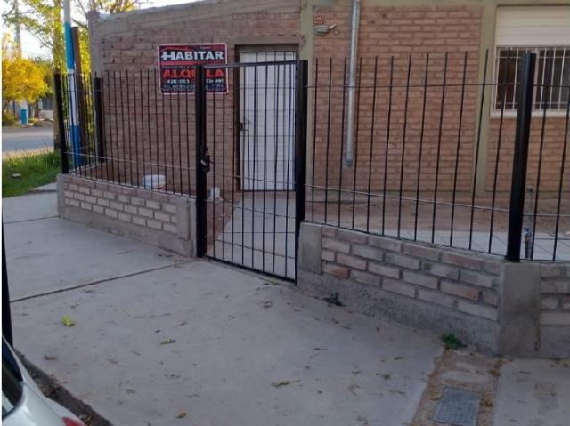 Habitar Alquiler  Casa Pocito 3 Dorm. Bº Uñac. Calle 12 Y David Chávez. Mza G. Casa 15