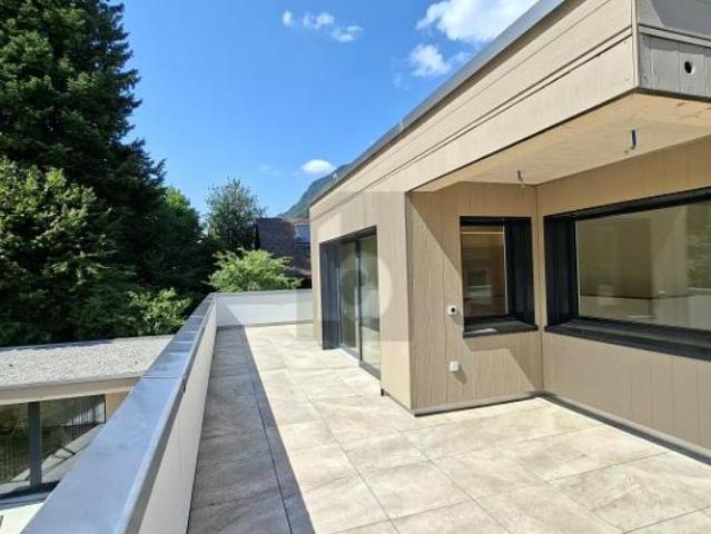 HABITER DE MANIÈRE VISIONNAIRE DANS UNE MAISON DE RÊVE ÉCOÉNERGÉTIQUE
