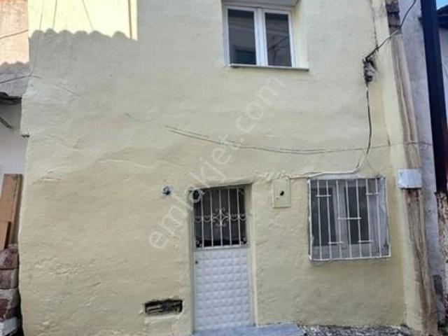 Hacıfeyzullah Mh. Tam Müstakil 2 Katlı 3+1 Kargir Ev 2.950.000 T