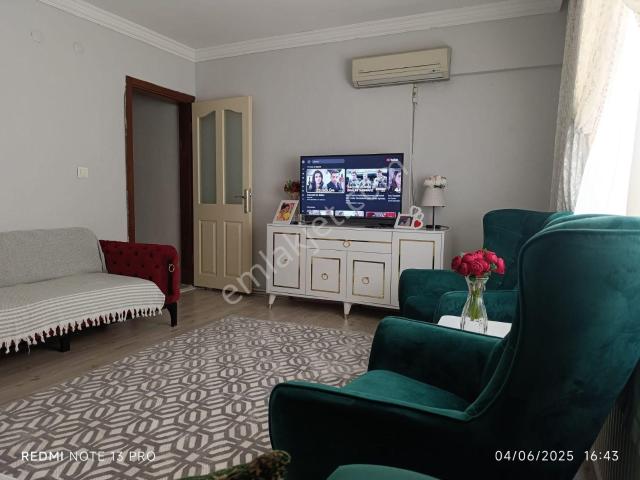 Hacıkaplanlar Mahallesi İçi Komple Yenilenmiş 2+1 Kiralık Daire