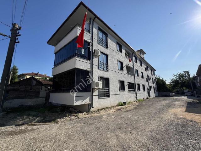 Hacıoğlu Mahallesin'de Güzel Konumda Kiralık 2+1 Daire