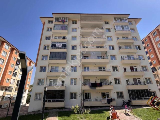 Hacılar Da Full Yapılı Cam Balkonlu Ve Duşakabinli 2+1 Kiralık