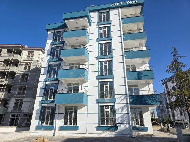 Hacı Mustafa Mah. Kombili 2+0 Geniş Satılık Sıfır Daire