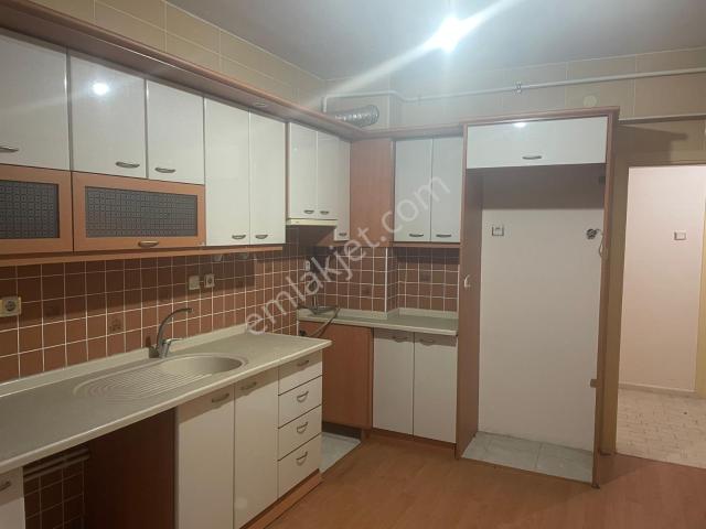 Hacısıyam Mah Fatıh Caddesınde Kıralık 3+1 Merkezı Konumda Daıre