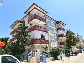 Alanya Hacet’te Merkezi Konumda 1+1 Eşyalı Daire | 3. Kat
