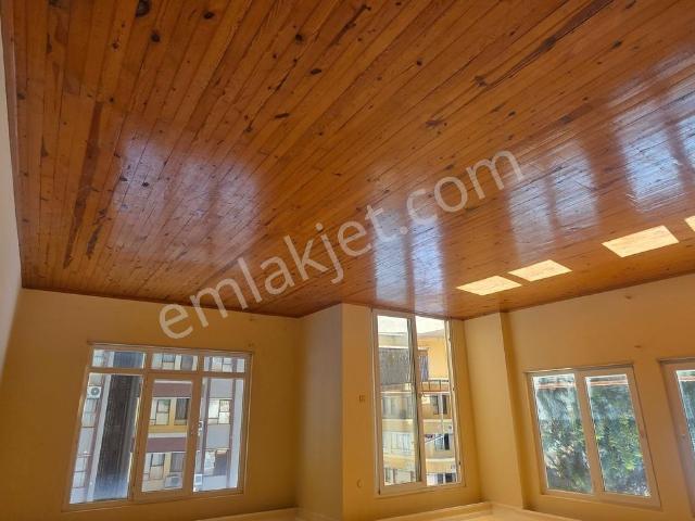 Hacet Mh.aymar Market Üstü 3+1 150 M2 Güney Doğu Asansör,otopark