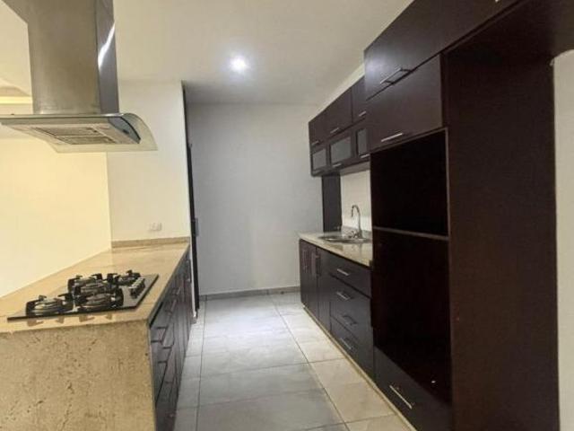 HACIENDAS RESIDENCIAL & CLUB DEPORTIVO CASA EN VENTA