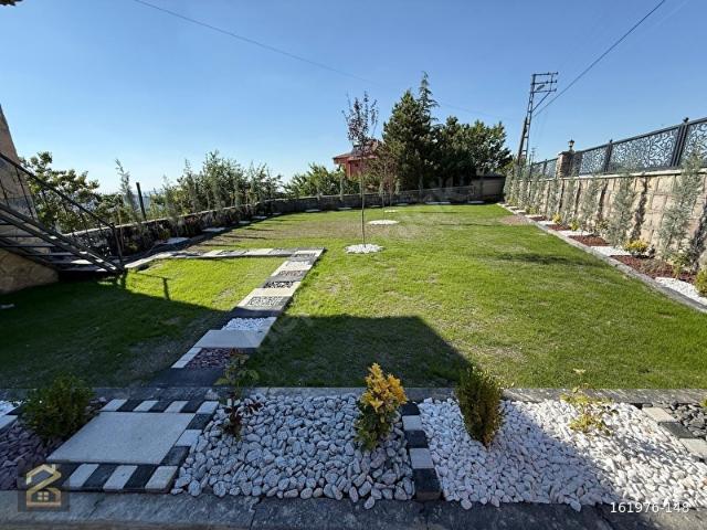 HACILARDA SATILIK 7+1 HAVUZLU VİLLA