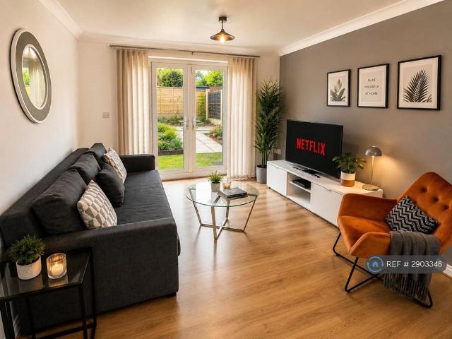 Hacking Street, Salford, M7 3 bed semi detached house to rent £2,750 pcm £635 pw